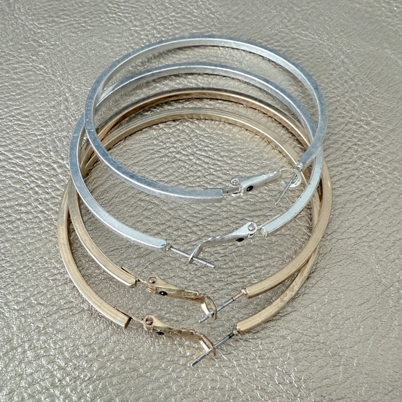 Vintage Look Gold and Silver Classic Hoop Earrings -set of 2 - Picture 3 of 6